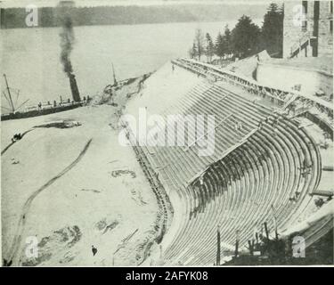 . L'architetto e ingegnere della California e la costa del Pacifico. Edificio centrale, Seattle, WashingtonC. R. Aldrit h, architetto l architetto e ingegnere 71. AV.Ho bio, nello Stato di Washington Grande stadio di calcestruzzo a Tacoma, nello Stato di Washington Gli architetti e gli ingegneri stanno mostrando un notevole interesse nel cemento armato stadium jusl completato al Tacoma, W;per la Scuola superiore di quella città. Lo stadio ha una sede capa-città uguale a qualsiasi struttura simile nel paese. Per la dedicazione afew delle settimane fa più di diecimila persone erano presenti. Molti più couldhave state alloggiate. Uno scrittore in cemento era descrive il stad Foto Stock