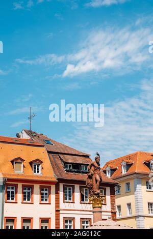 Dalla piazza del mercato della città vecchia di Heidelberg, Germania Foto Stock