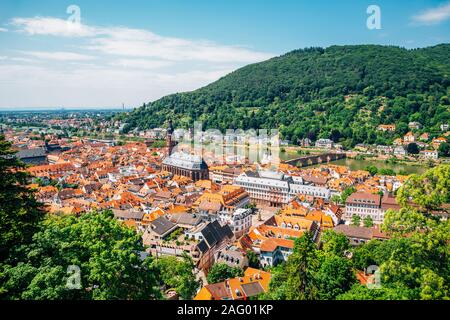 Heidelberg Città vecchia panorama vista dal castello di Heidelberg in Germania Foto Stock