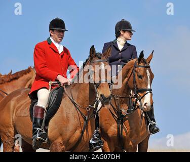 Due cacciatori a cavallo Foto Stock