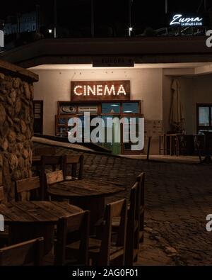 Vecchio cinema in Priren in Kosovo. Foto Stock