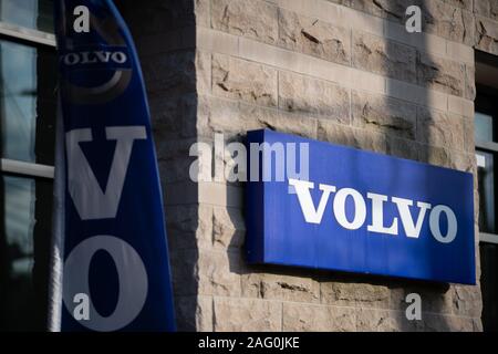 Un logo Volvo su una concessionaria di Bethesda, MD, come si vede il 26 settembre 2019. (Graeme Sloan/Sipa USA) Foto Stock