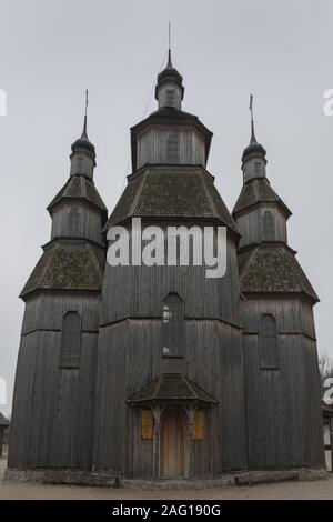 In legno Chiesa Ortodossa nel museo di Cosacchi Zaporizhian 'Zaporizhian Sich' di Khortytsia, Zaporozhye city, Ucraina Foto Stock