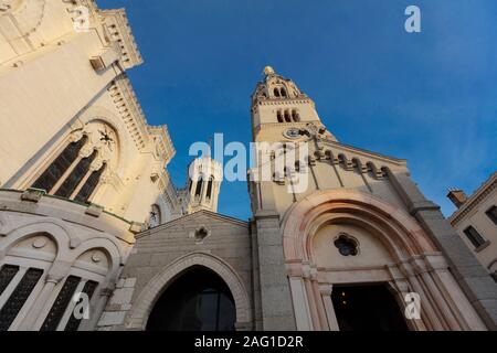 Lione, Francia, Europa, 6 dicembre 2019, vista la basilica Notre Dame de Fourviere Foto Stock