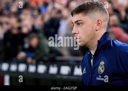 VALENCIA, Spagna - 15 dic: Fede Valverde svolge presso la Liga match tra Valencia CF e Real Madrid CF al Mestalla stadio sul dicembre 15, 2019 Foto Stock