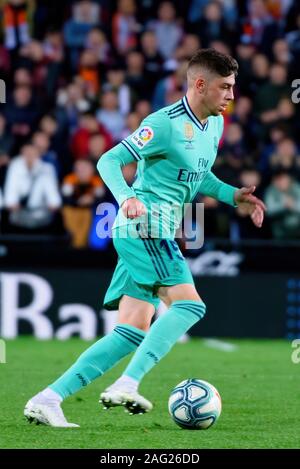 VALENCIA, Spagna - 15 dic: Fede Valverde svolge presso la Liga match tra Valencia CF e Real Madrid CF al Mestalla stadio sul dicembre 15, 2019 Foto Stock