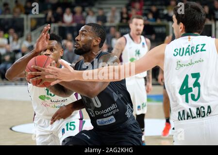 Trento, Italia. Xvii Dec, 2019. rashard kelly (0) dolomiti energia trentinoduring Dolomiti Energia Trento vs Unicaja Malaga, Basket campionato EuroCup a Trento, Italia, 17 Dicembre 2019 - LPS/Roberto Tommasini Credito: Roberto Tommasini/LP/ZUMA filo/Alamy Live News Foto Stock