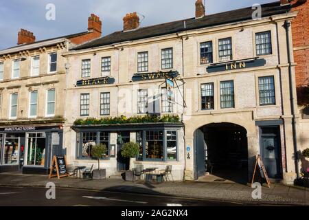 La Black Swan Inn, Devizes, Wiltshire, Inghilterra. Foto Stock