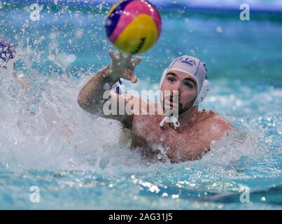 Civitavecchia, Italia. Xvii Dec, 2019. Francesco Di Fulvio (Italia)durante il mondo di pallanuoto maschile del Campionato Europeo - Italia vs Georgia, pallanuoto Squadra Nazionale Italiana di Civitavecchia, Italia, 17 Dicembre 2019 - LPS/Luigi Mariani Credito: Luigi Mariani/LP/ZUMA filo/Alamy Live News Foto Stock