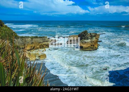 Pancake rocce vicino Punakaiki, Isola del Sud, Nuova Zelanda Foto Stock