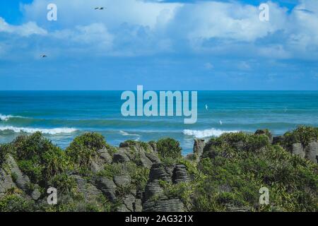 Pancake rocce vicino Punakaiki, Isola del Sud, Nuova Zelanda Foto Stock