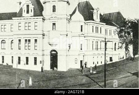 . Urbani e manuale ufficiale della città di Auckland in Nuova Zelanda. - R ? ?? 1. Biblioteca pubblica. Galleria d'arte, e coloni vecchio museo, al-giorno.L'andamento illustrato in queste immagini può essere presi astypical della crescita dei piazzali nelle istituzioni in generale. AUCKLAXI) ./rX/(/IAL PROSCIUTTO)I,()(&GT;K biblioteca pubblica. Galleria d'arte di coloni ANDOLD MUSEO. Biblioteca pubblica. La Auckland biblioteca pubblica è stata fondata in 1S80,che inizia la sua carriera nell'Istituto di meccanica. ThisInstitute, che è stato istituito nel 1842, aveva riempito animportant funzione durante la trentotto anni di itsexistence, supplyi Foto Stock