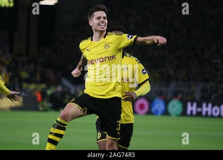 Dortmund, Deutschland. Xvii Dec, 2019. firo: 17.12.2019 Calcio, 2019/2020 1.Bundesliga: BVB Borussia Dortmund - RB Leipzig giubilo circa il suo obiettivo per 1: 0 Julian Weigl | Utilizzo di credito in tutto il mondo: dpa/Alamy Live News Foto Stock