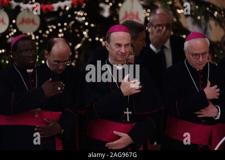 Vaticano. Xviii Dicembre, 2019. Vescovi assiste il Papa Francesco udienza generale nell Aula Paolo VI in Vaticano. © Evandro Inetti tramite filo di ZUMA) Credito: Evandro Inetti/ZUMA filo/Alamy Live News Foto Stock