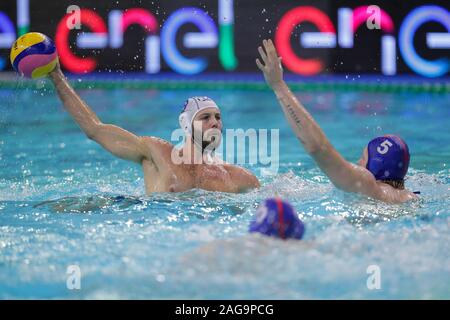 Civitavecchia, Italia, 17 dic. 2019, Niccolò figari durante la pallanuoto World League uomini europei - Italia vs Georgia - Waterpolo Nazionale Italiana - Credito: LPS/Luigi Mariani/Alamy Live News Foto Stock