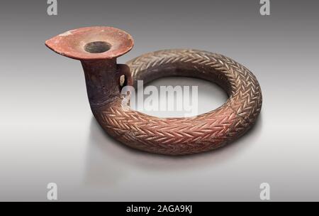 Brunito cicladico monocromatica a forma di anello con wase incissions geometrica. Cicladi III (2300-2000 a.C.) , Phylakopi, Melos. Archeologico nazionale Mus Foto Stock