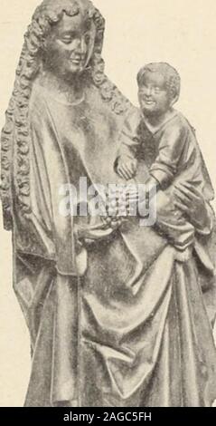 . Objets d'art et de haute curiosité de l'antiquité, du Moyen Age et de la Renaissance. -Apiliquf. en chêne sculpte: la Vierge debout, les cheveux dé-noues, portant lEnfant Jésus, qui est vêtudune chemisette et à qui elle présente unegrappe de raisin, xv&LT;= siècle. Haut, 62 cent. 816 - Panneau en chêne sculpté, décoré dune baiegothique, xv^ siècle. 817 - Panneau en deux parti à décor darmoiriessous des Arcades gothiques. Fin du xv siècle". 818 - Quatre panneaux en chêne sculpté : armoi-ries. Fin du xv siècle". 819 - Sainte Marie-Madeleine, bassorilievo, bois detilleul. La Sainte est représ Foto Stock