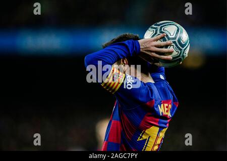 Barcellona, Spagna. Xviii Dicembre, 2019. 10 Lionel Messi da Argentina del FC Barcelona durante la Liga match tra FC Barcelona e Real Madrid al Camp Nou su dicembre 18, 2019 a Barcellona, Spagna. Credito: CORDON PREMERE/Alamy Live News Foto Stock