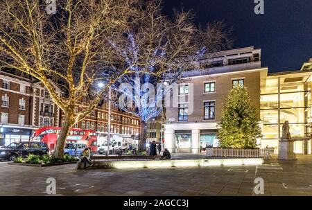 Duke of York Square in Kings Road a Natale London REGNO UNITO Foto Stock