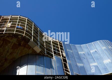Foto a basso angolo del monumento della Croazia alla rivolta Del popolo di Banija e Kordun Foto Stock