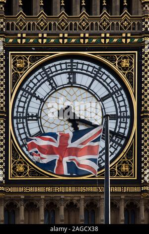 Il Big Ben, la famosa torre dell'orologio al Palazzo di Westminster a Londra, Inghilterra Foto Stock