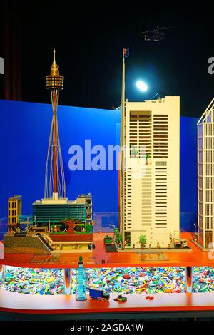 MELBOURNE, Australia -16 LUG 2019- vista di un modello di Sydney, in Australia, in mattoncini LEGO presso il Brickman città mostra interattiva a Scienceworks Foto Stock