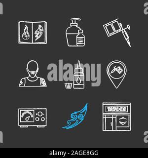 Tattoo studio chalk set di icone. Tatuaggi catalogo, aftercare, tattooist macchina, tattooer, bottiglia di inchiostro e cappuccio, studio ubicazione, alimentazione, schizzo, par Illustrazione Vettoriale