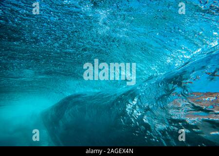 Vista subacquea di ocean wave Foto Stock