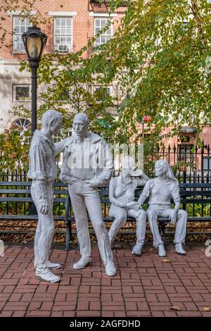 Gay-Monumento della Liberazione, Christopher Park, West Village, Manhattan, New York, Stati Uniti d'America Foto Stock