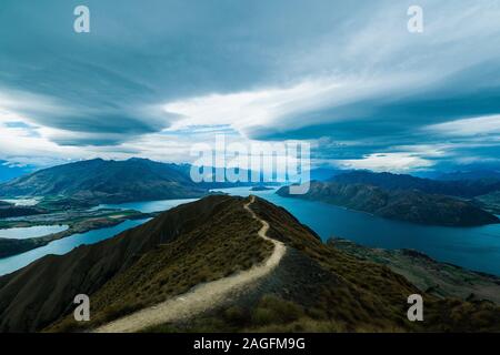 Vista mozzafiato del famoso Roys Peak in Nuova Zelanda Foto Stock