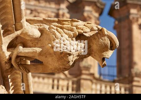 Chiudere dettagliata di creature fantastiche sulla "Casa de La Conchas' in Salamanca Foto Stock