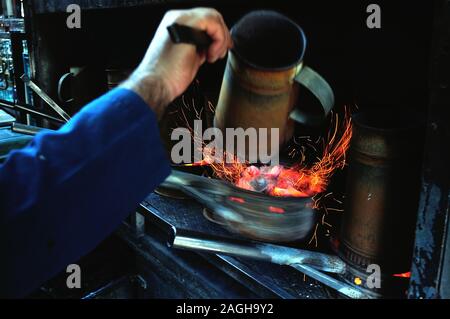 Sala da tè in Istanbul - lo stretto del Bosforo - TURCHIA Foto Stock