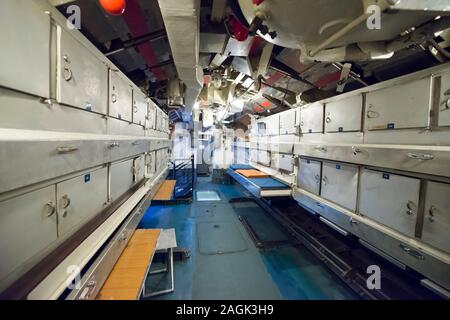 All'interno di un sommergibile, siluro di camera e la camera da letto in Milano, Italia. Foto Stock