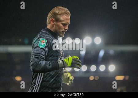 Xviii dicembre 2019, Goodison Park, Liverpool, in Inghilterra; Carabao Cup, Everton v Leicester City : Kasper Schmeichel (1) di Leicester City durante il gioco Credito: Mark Cosgrove/news immagini Foto Stock