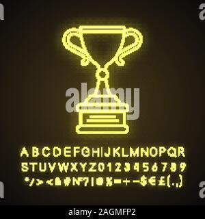 Champion Cup luce al neon icona. Campionato di Hockey su ghiaccio del vincitore del premio. Segno incandescente con alfabeto, numeri e simboli. Vettore illustrazione isolato Illustrazione Vettoriale