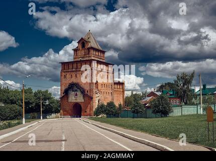 Kolomna Cremlino, vista dei principali, Pyatnitsky Gate o Spassky Tower, 1525-1531 Foto Stock
