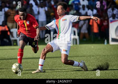 Kampala, Uganda. 19 dic 2019. Vianne Ssekajjugo (3, Uganda). Uganda v Eritrea, finale, Senior CECAFA Challenge Cup 2019. Star volte Stadium a Lugogo. Uganda andare a vincere 3-0, e rivendicazione il loro XV CECAFA title (ma solo la seconda dove lo hanno fatto senza perdere i giochi del torneo). Credito: XtraTimeSports (Darren McKinstry) / Alamy. Foto Stock