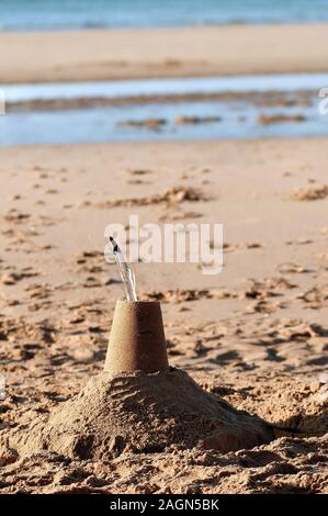 Sandcastle sulla spiaggia a Gairloch, Highlands scozzesi Foto Stock