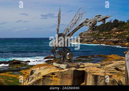 Sydney, NSW, Australia - ottobre 31,2017: scultura di mare - annualmente un pubblico fieristico outdoor lungo la costa tra Tamarama e la spiaggia di Bondi, un Foto Stock