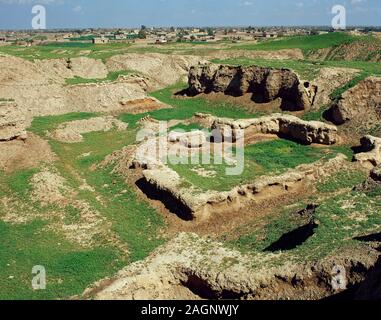 Mesopotamia. Età del Bronzo. Mari (moderno Dillo ad Hariri). Antica città semitica, sulla riva destra del fiume Eufrate. Essa è stata fondata da 2900 BC. Vista panoramica del sito archeologico. La Siria. (Foto scattata prima della Siria Guerra civile) Foto Stock