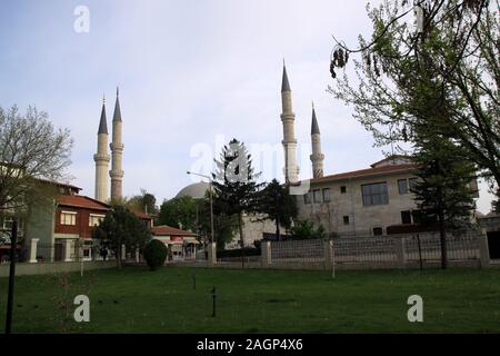 Il Üç Şerefeli moschea è uno del XV secolo moschea ottomana in Edirne, Turchia. Foto Stock