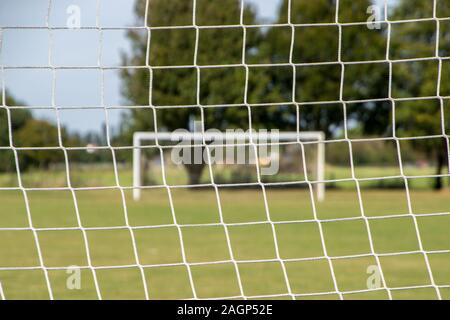 Una vista tipica di un campo sportivo, visto vuoto, dove molti giovani e vecchi andare a giocare il calibro di calcio e rugby. Foto Stock