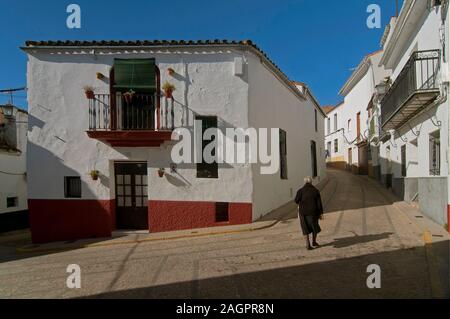 La veduta urbana, Jabugo, provincia di Huelva, regione dell'Andalusia, Spagna, Europa. Foto Stock