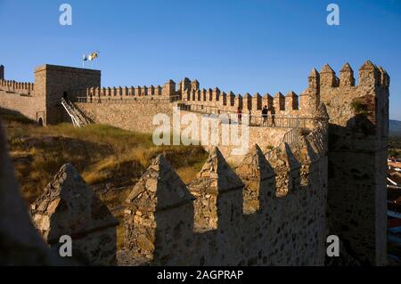 Sancho IV castello-fortezza (XIII secolo), Santa Olalla del Cala, provincia di Huelva, regione dell'Andalusia, Spagna, Europa. Foto Stock