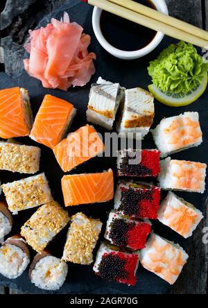 Grande set di sushi Foto Stock