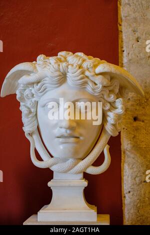 Medusa Rondanini, Despuig Colección de escultura clásica, Castillo de Bellver, Museo de Historia de la ciudad de Palma, siglo XIV, estilo gótico, Maiorca, isole Baleari, Spagna. Foto Stock