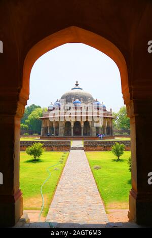 La tomba di Humayun è la tomba dell'imperatore Mughal Humayun a Delhi, India Foto Stock
