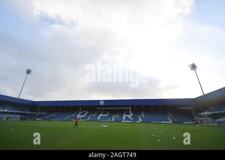 Londra, Inghilterra - Dicembre 21st vista generale del luogo durante il cielo di scommessa match del campionato tra Queens Park Rangers e Charlton Athletic a Loftus Road Stadium, Londra sabato 21 dicembre 2019. (Credit: Ivan Yordanov | MI News) La fotografia può essere utilizzata solo per il giornale e/o rivista scopi editoriali, è richiesta una licenza per uso commerciale Credito: MI News & Sport /Alamy Live News Foto Stock