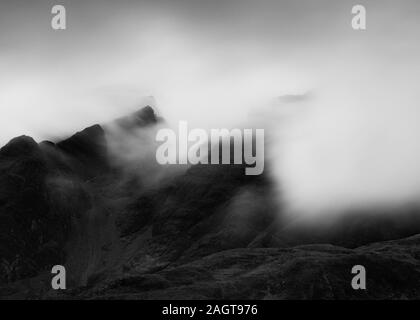 Fotografia Di © Jamie Callister. Cuillin Mountains, Isle of Skye, North West Scotland, Regno Unito, 27th di novembre 2019. Foto Stock