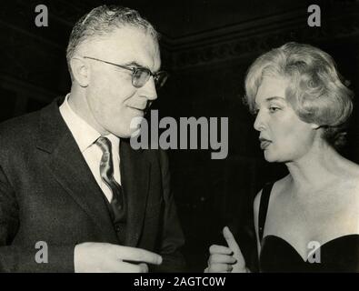 Scrittore italiano e giornalista Giancarlo Vigorelli e attrice Elsa De Giorgi, Roma, Italia 1960 Foto Stock